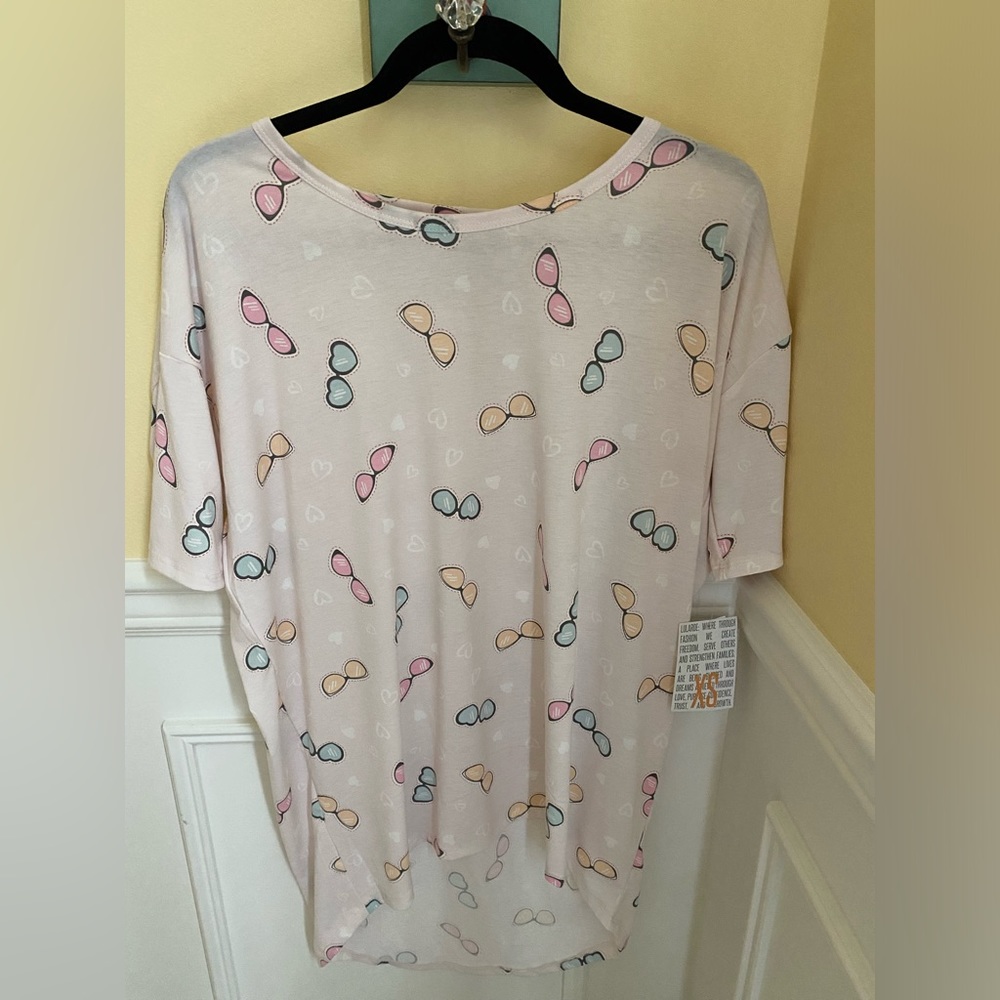 Lularoe irma tunic size xs.